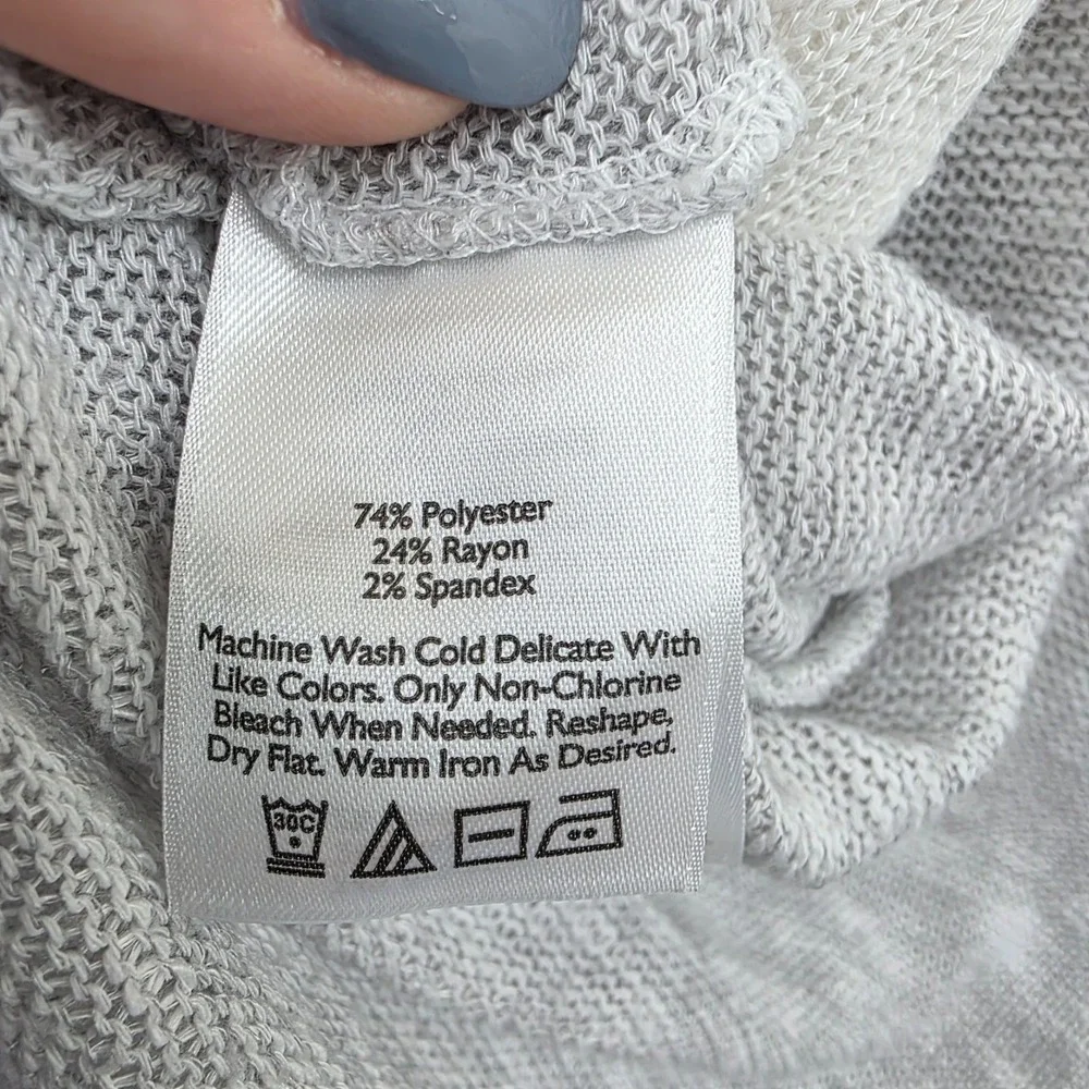 Eddie Bauer‎ Womens M Gray White Knit Cardigan Sweater Long Sleeve Open Front